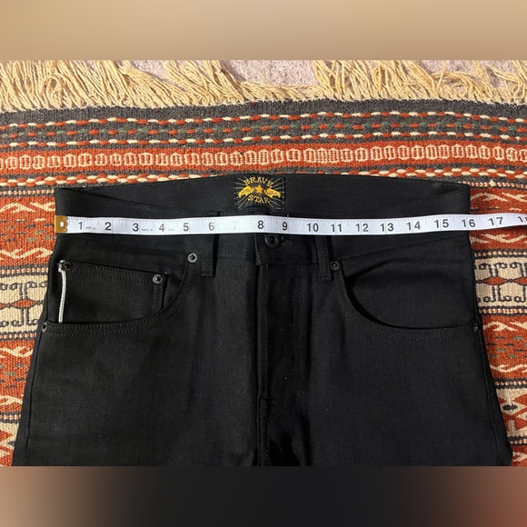 Brave Star Selvedge Denim - Picture 2 of 7